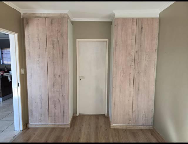 1 BEDROOM APARTMENT FOR SALE IN RIVONIA
